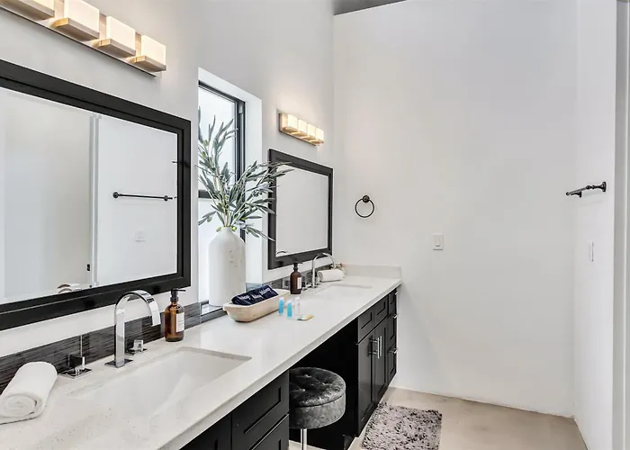 Ferienhaus Modern Industrial-near Old Town Scottsdale
