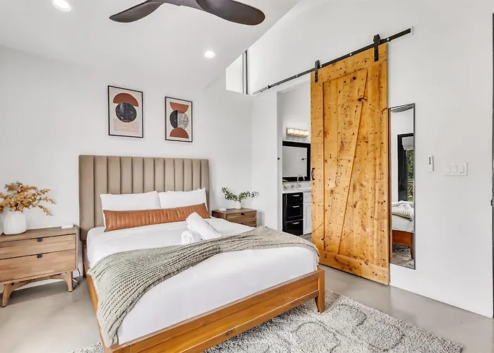 Modern Industrial-near Old Town Ferienhaus Scottsdale